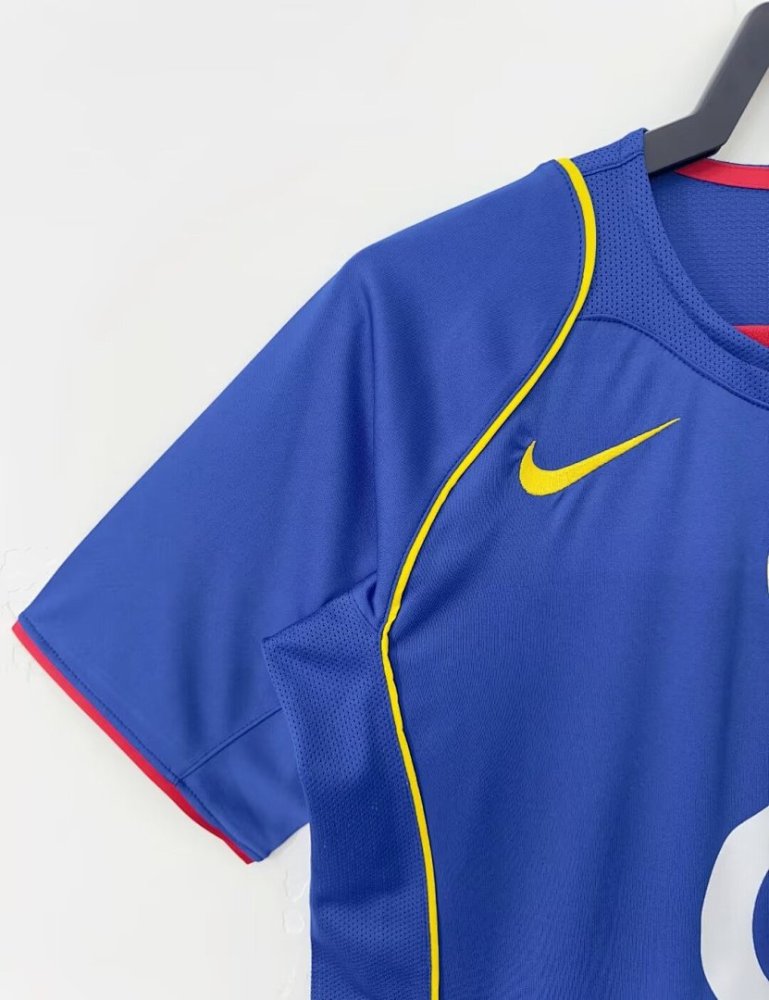 2004/05 season Arsenal away Retro