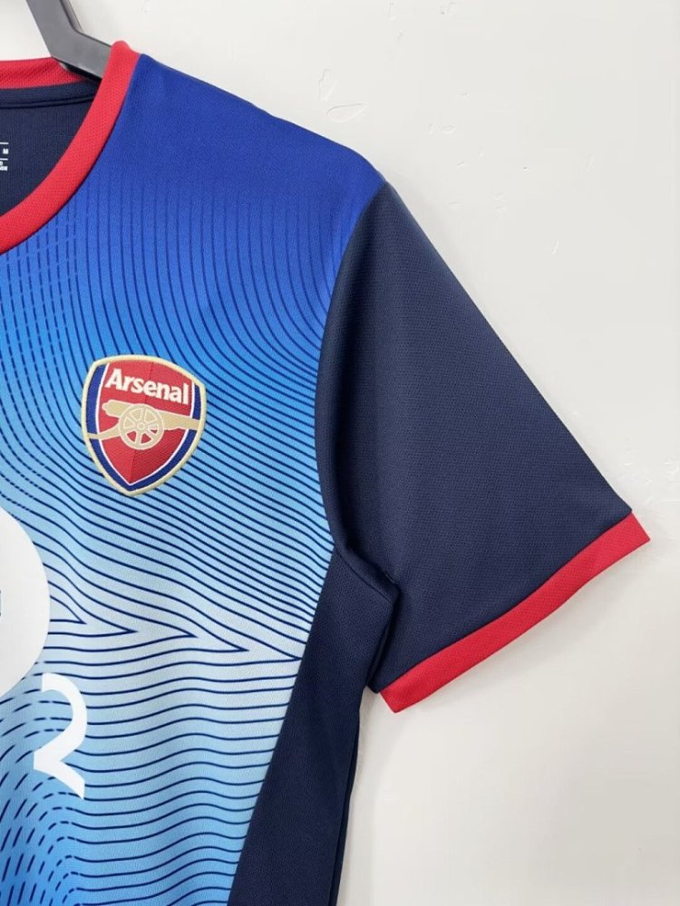 2002/04 season Arsenal away Retro