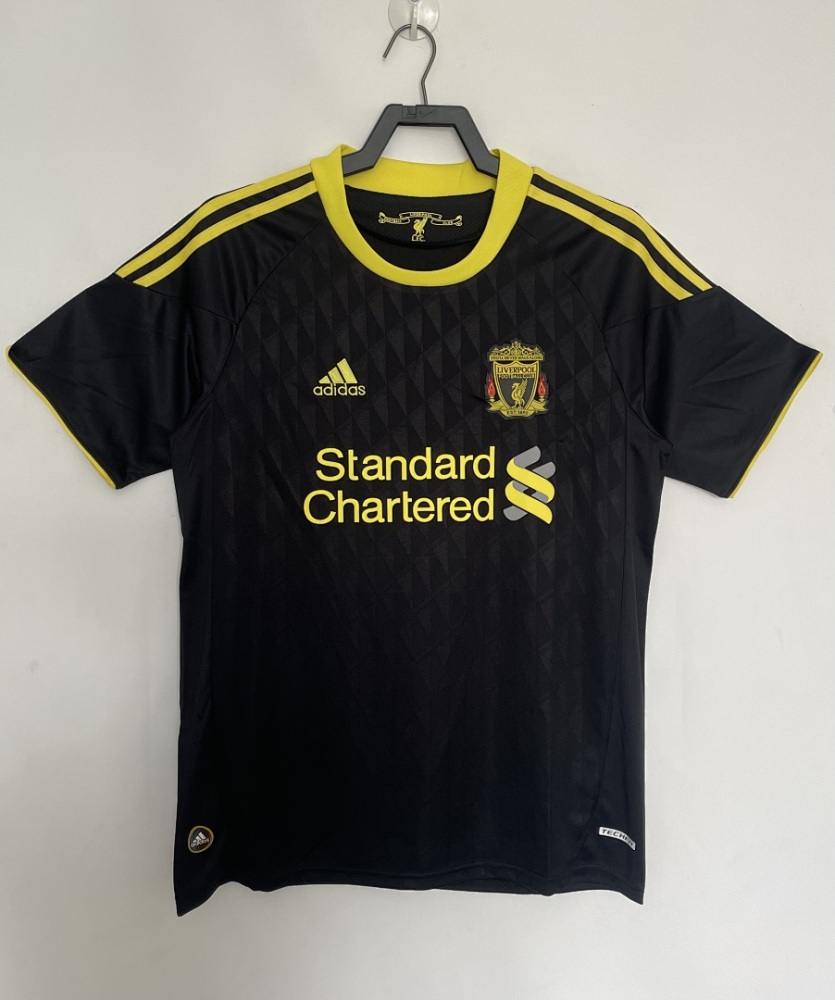 2010-11 season Liverpool third Retro