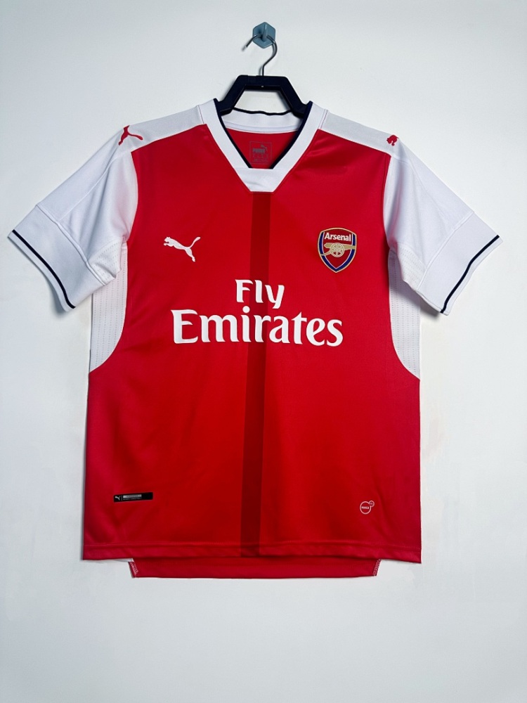2016/17 season Arsenal home Retro