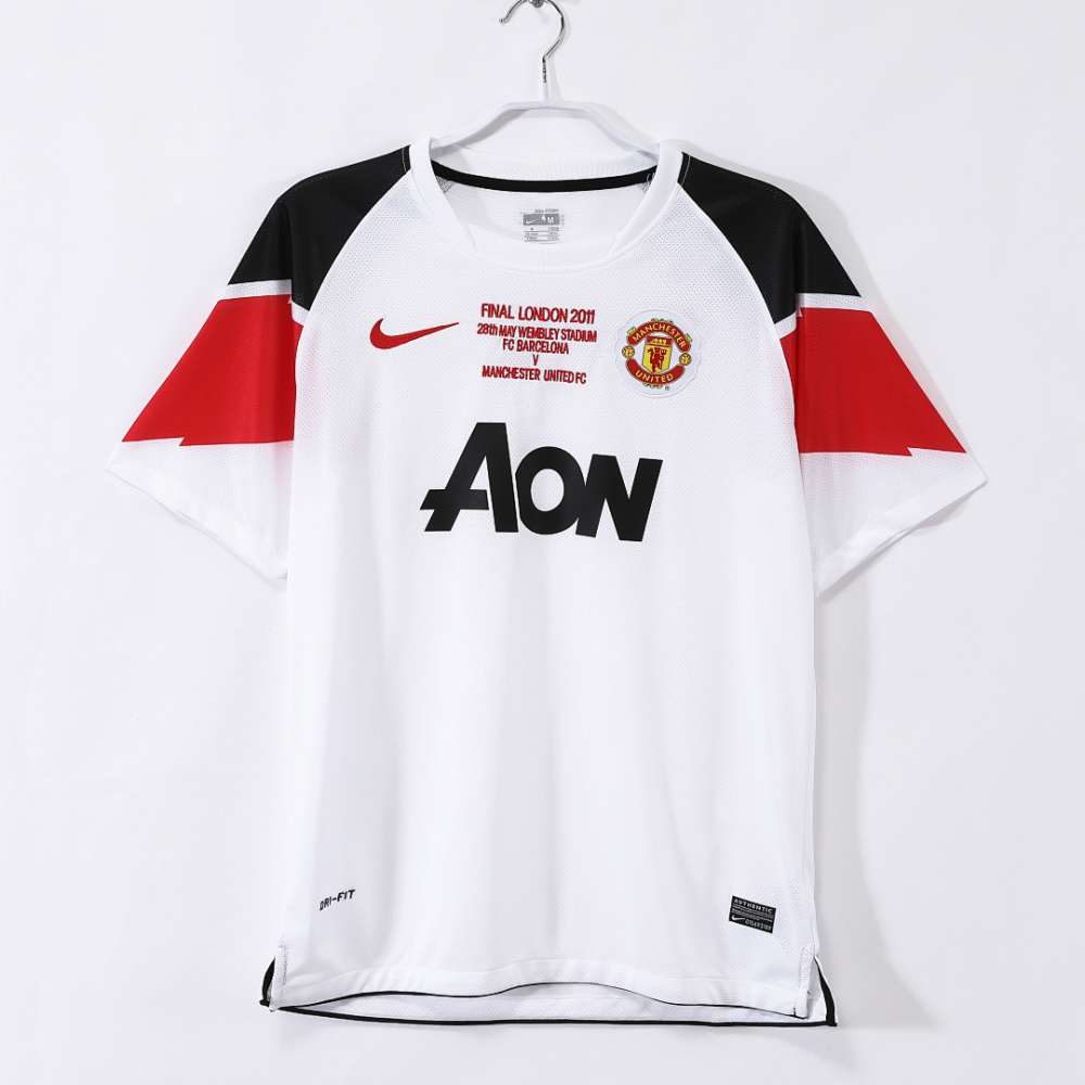 2010/11 season Manchester United away Retro