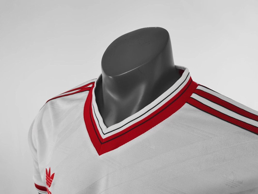 1986/88 season Manchester United away Retro