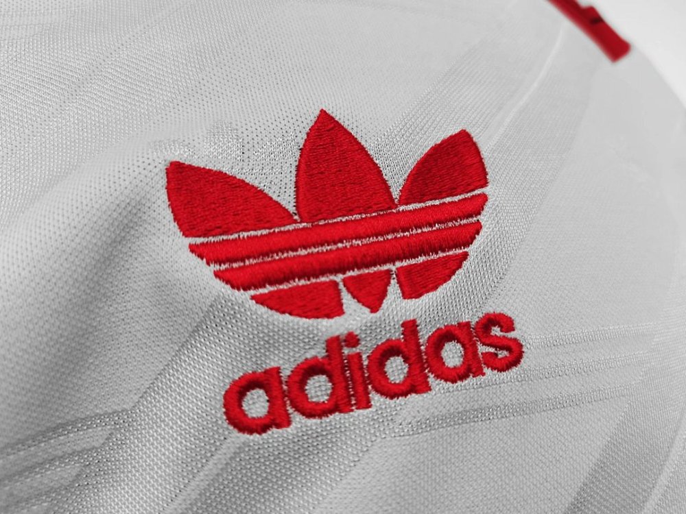 1986/88 season Manchester United away Retro