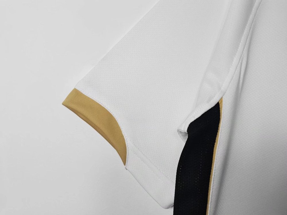 2006/07 season Manchester United away Retro