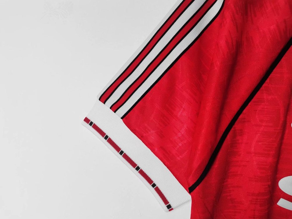 1991/92 season Manchester United home Retro