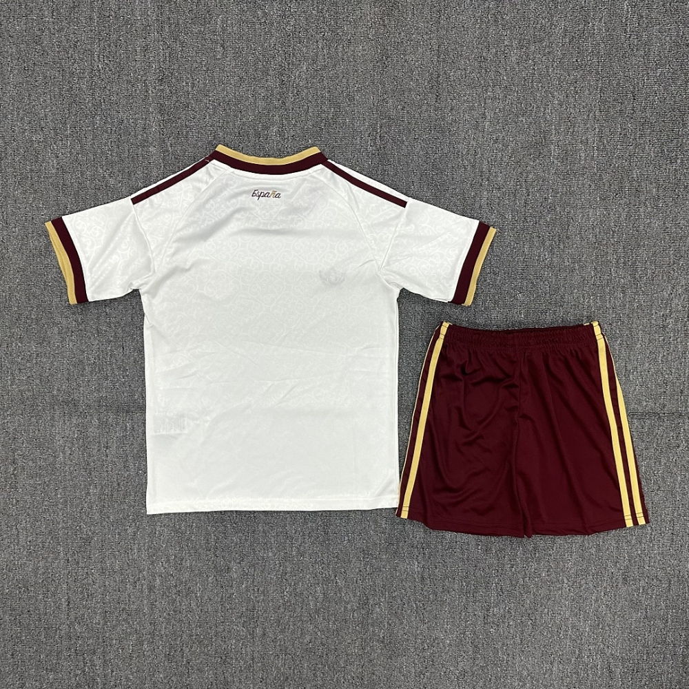 2026 FIFA World Cup Spain away Kids kit