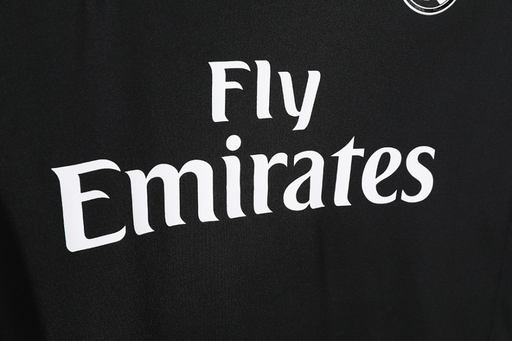 2016/17 season Real Madrid third Retro