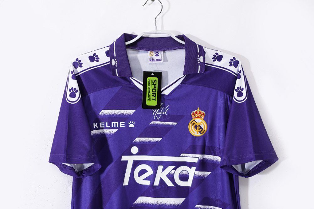 1994/96 season Real Madrid away Retro