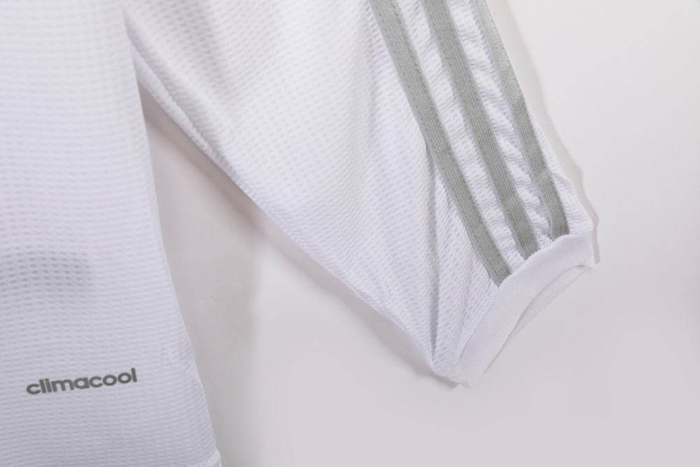 2015/16 season Real Madrid home Long sleeved retro Fan version
