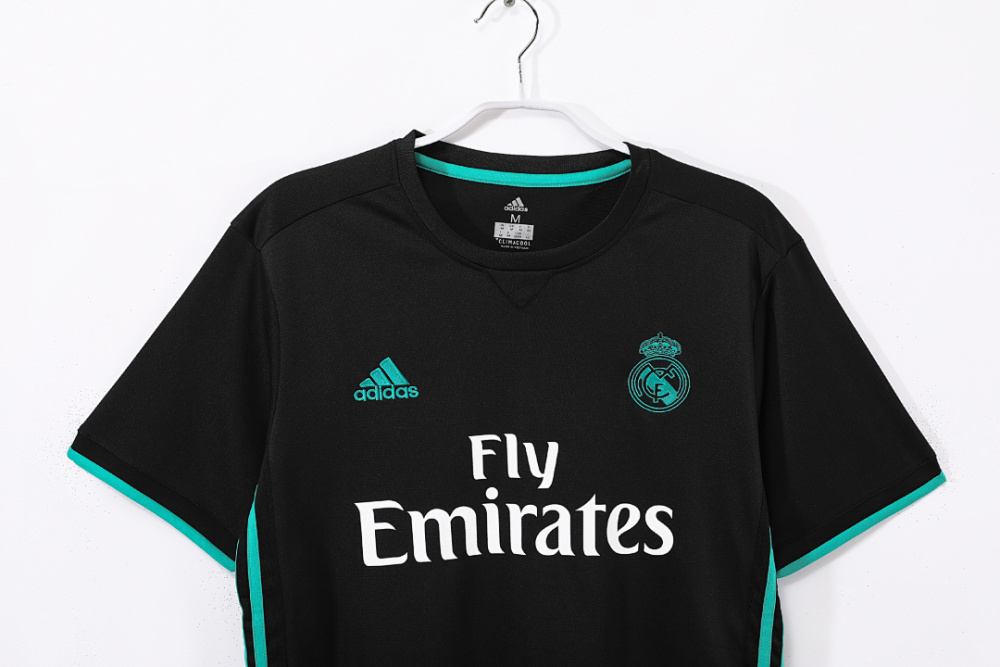 2017/18 season Real Madrid away Retro