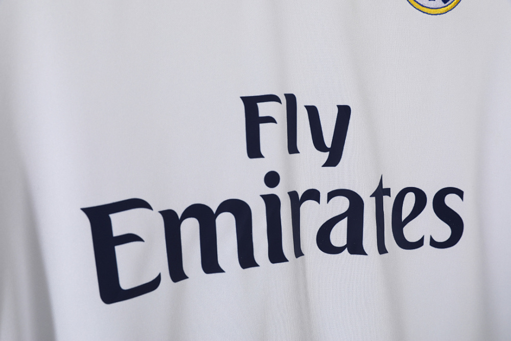2016/17 season Real Madrid home Retro