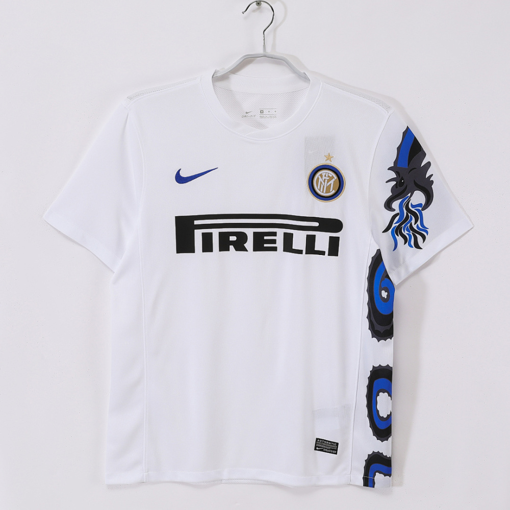 2010/11 season Inter Milan away Retro