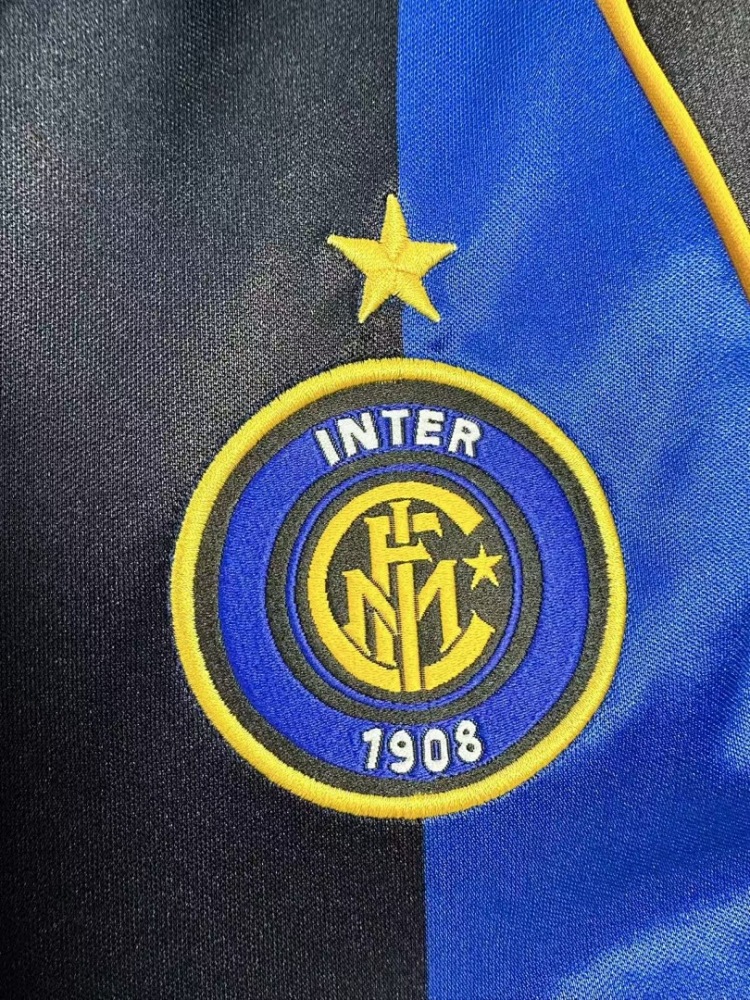 2001/02 season Inter Milan home Retro