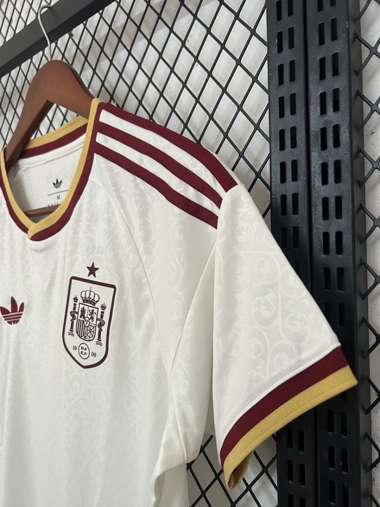 2026 FIFA World Cup Spain away Fan version