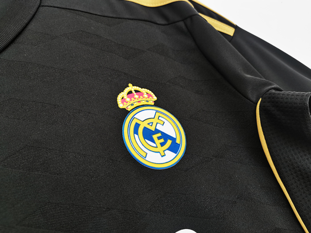 2011/12 season Real Madrid away Retro