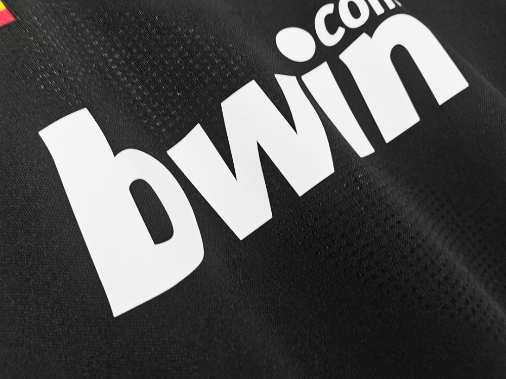 2008/09 season Real Madrid away Retro
