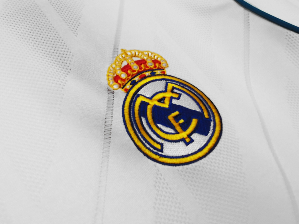 2017/18 season Real Madrid home Retro