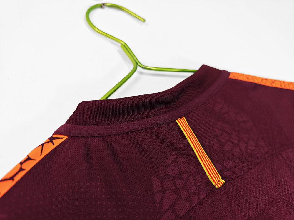 2017/18 season Barcelona third Retro