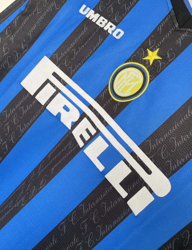 1997/98 season Inter Milan home Long sleeved retro Fan version
