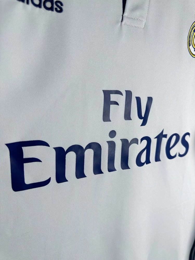 2016/17 season Real Madrid home Long sleeved retro Fan version
