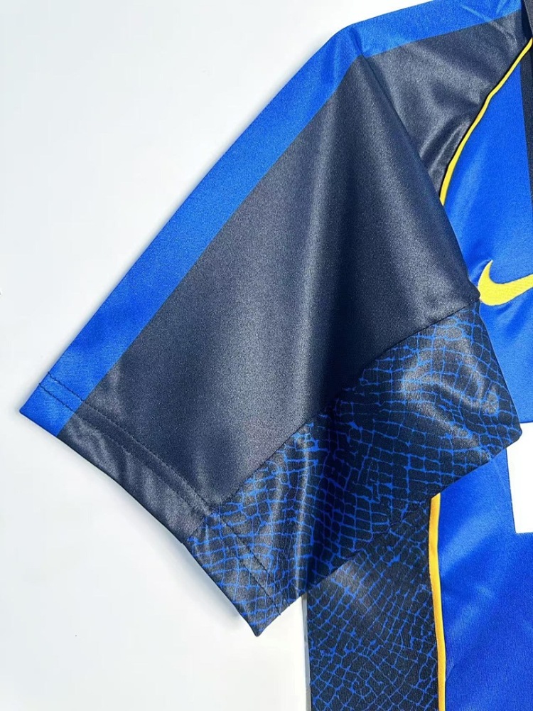 2001/02 season Inter Milan home Retro