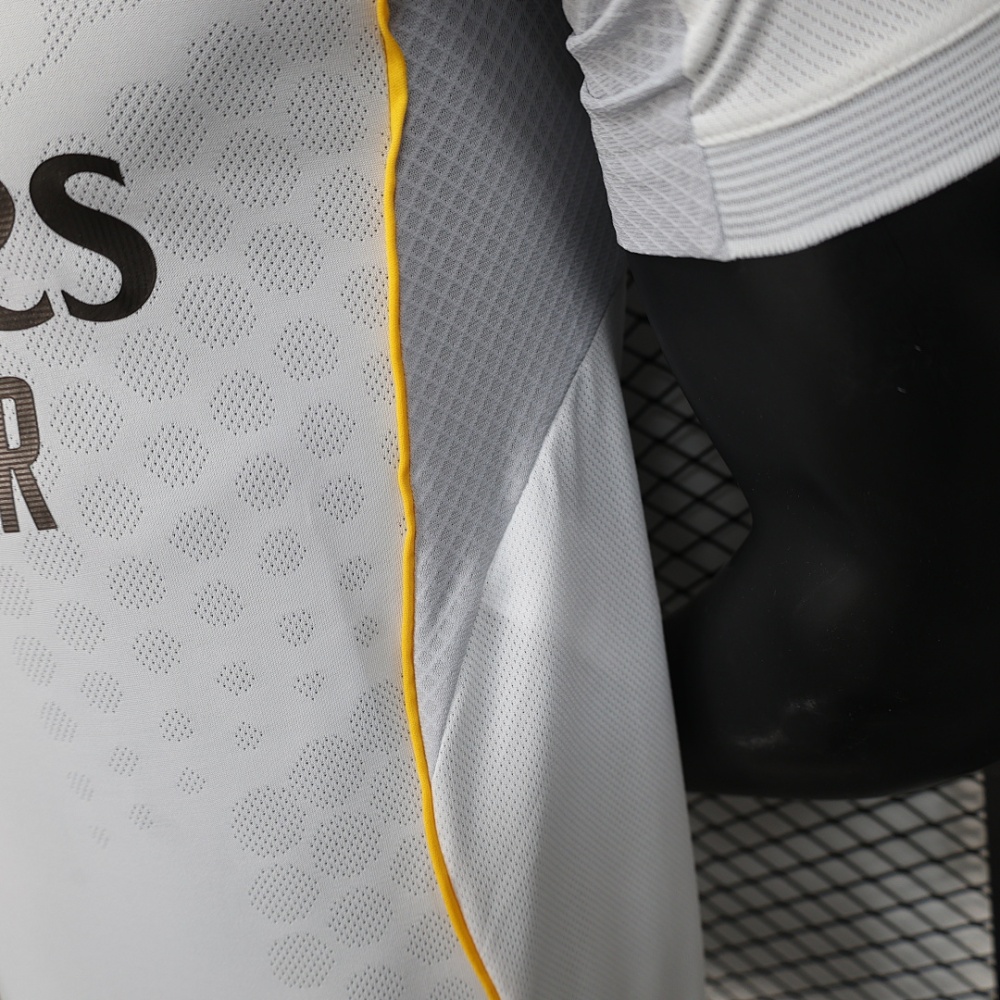 25/26 season Real Madrid CF home Player version
