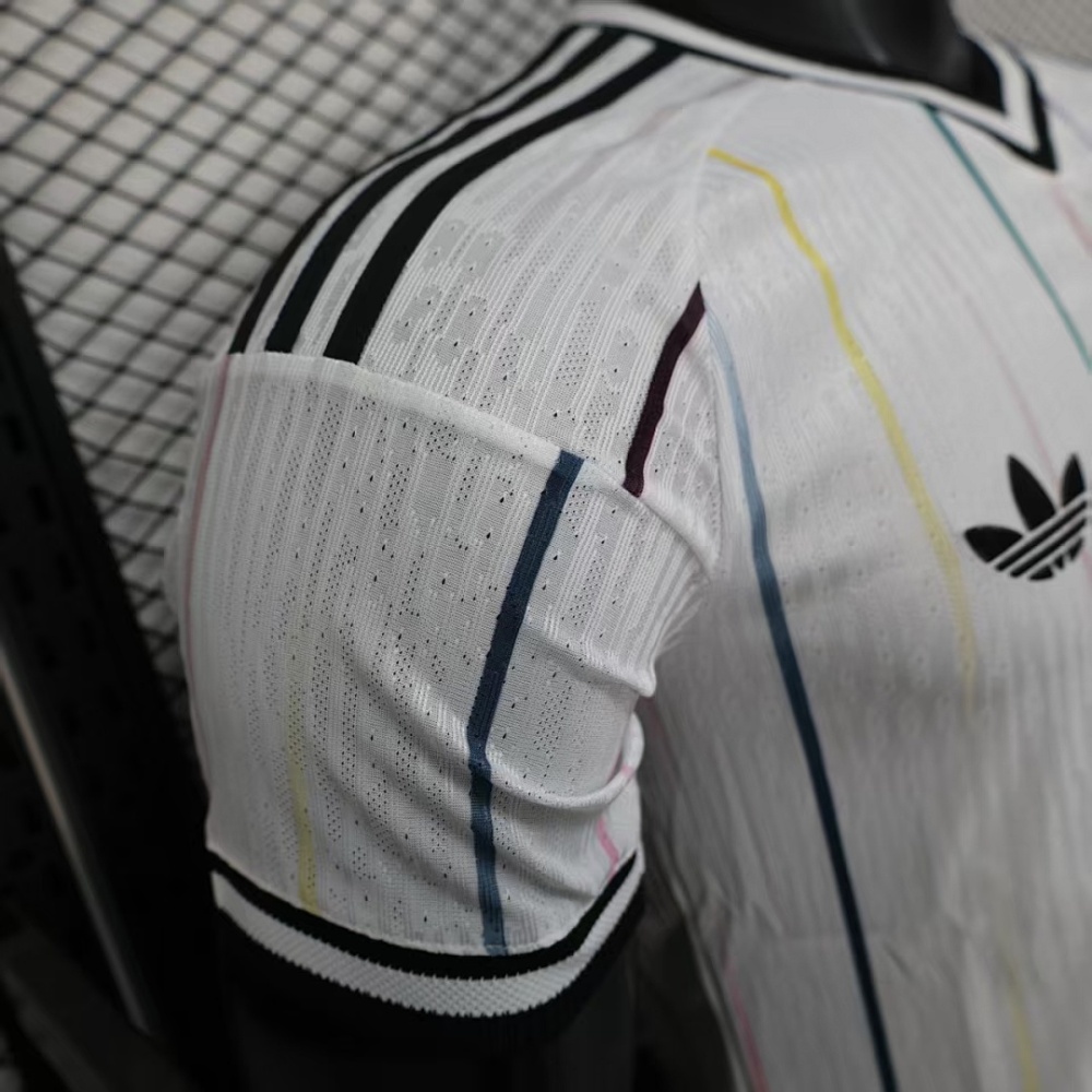 2026 FIFA World Cup Japan away Player version