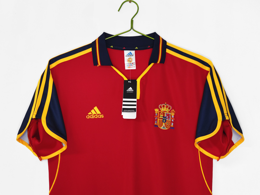 2000 season Spain home retro