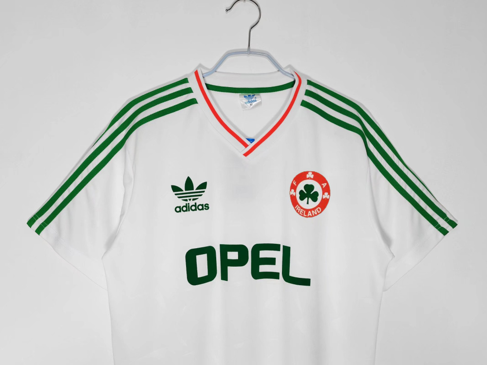 1990/92 season Ireland away retro