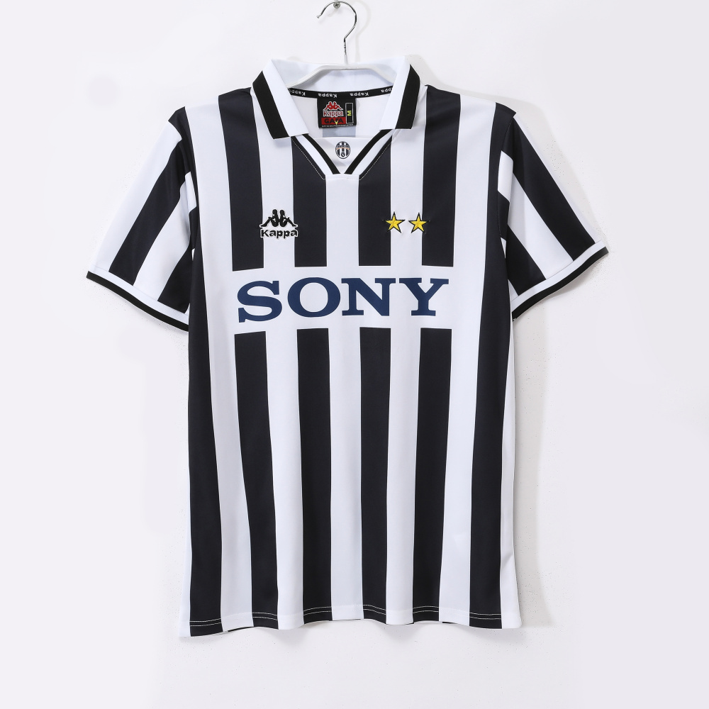 1995/97 season Juventus home retro
