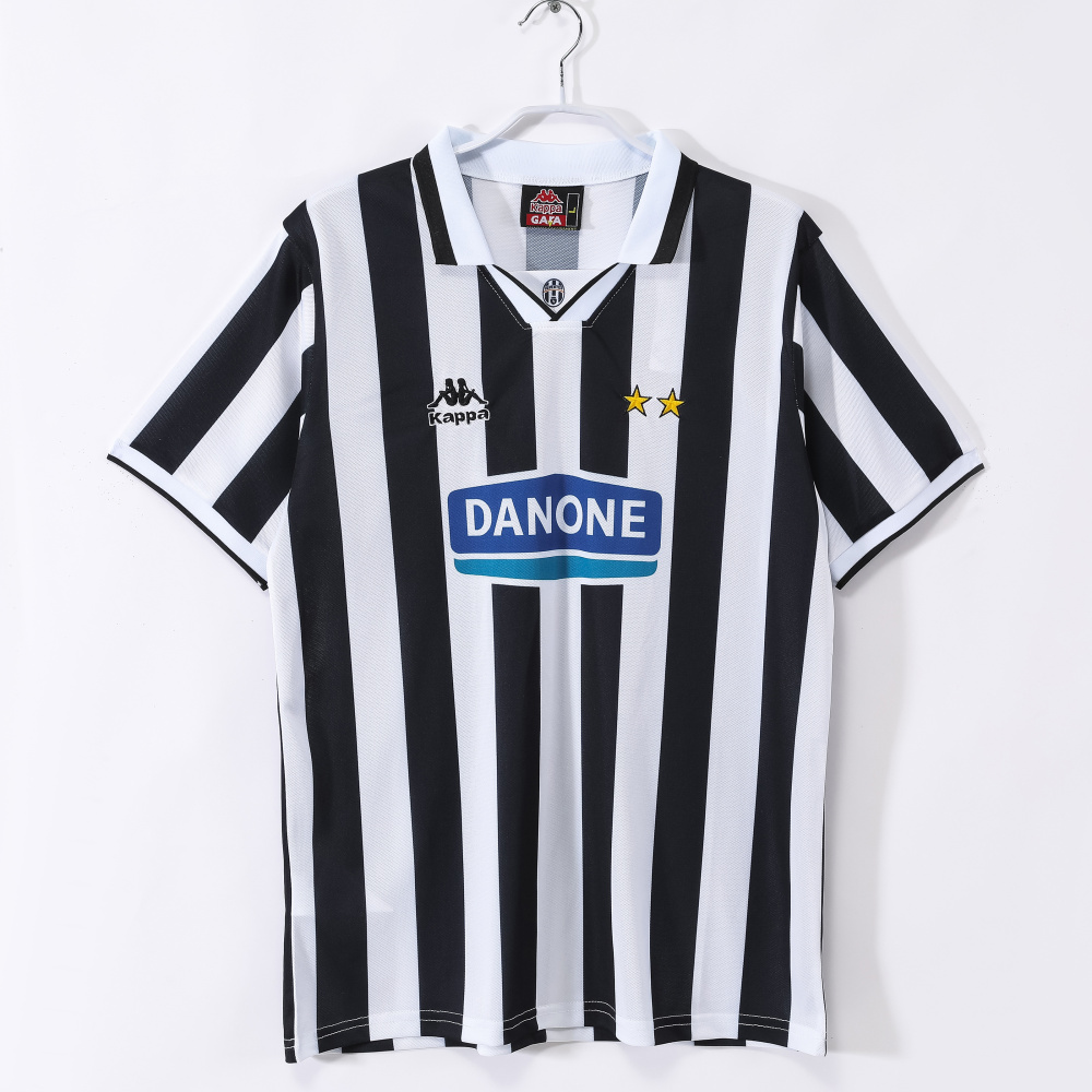1994/95 season Juventus home retro