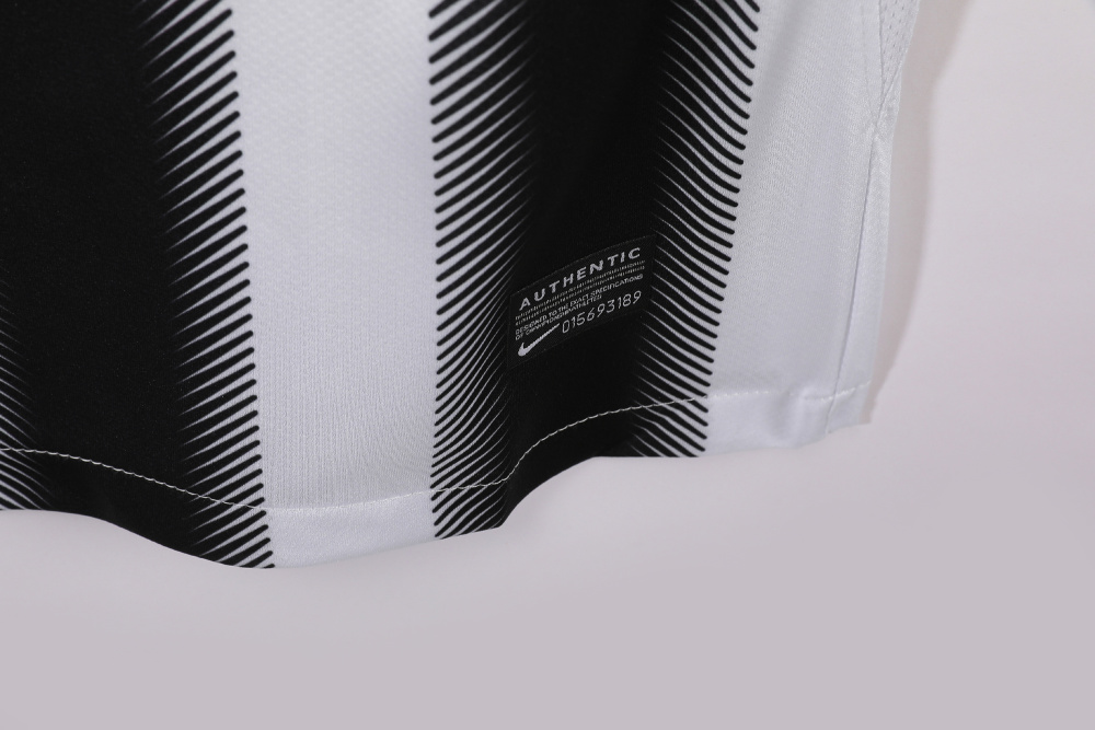 2011/12 season Juventus home retro