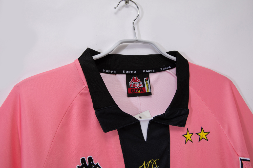 1997/98 season Juventus away retro