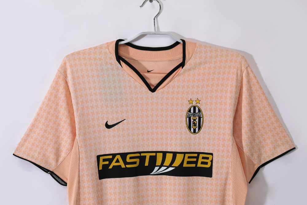2003/04 season Juventus third retro