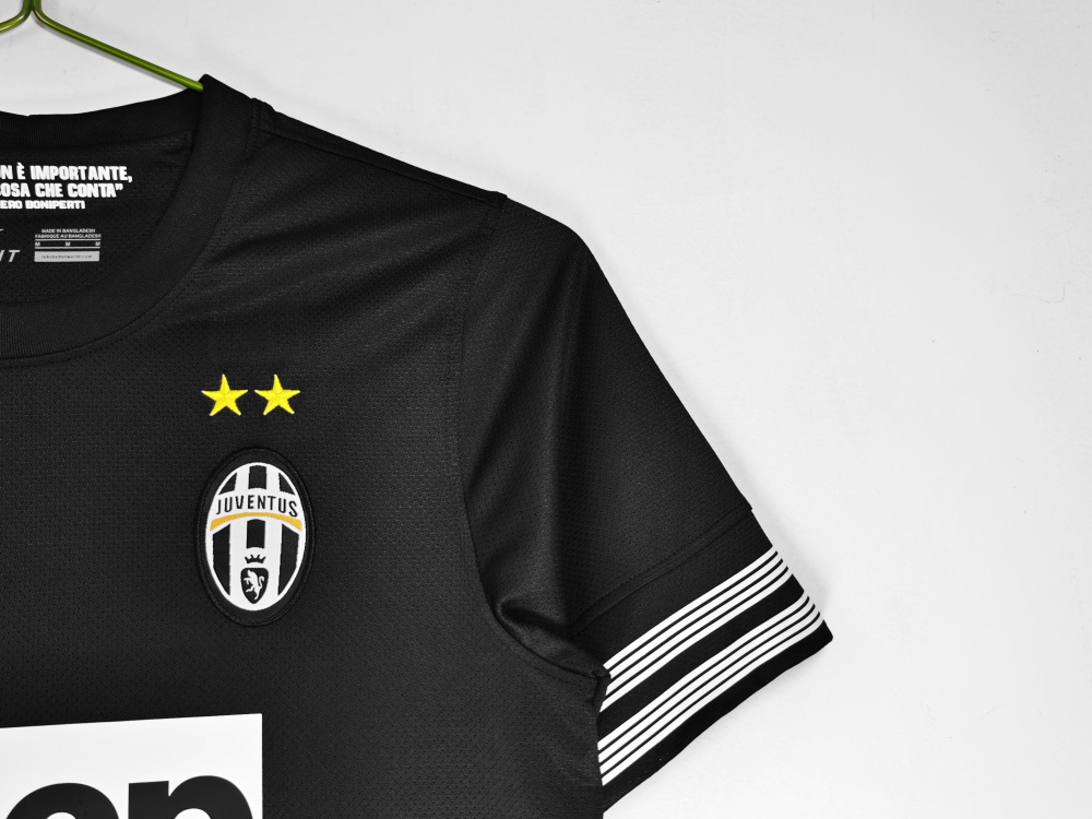 2012/13 season Juventus away retro