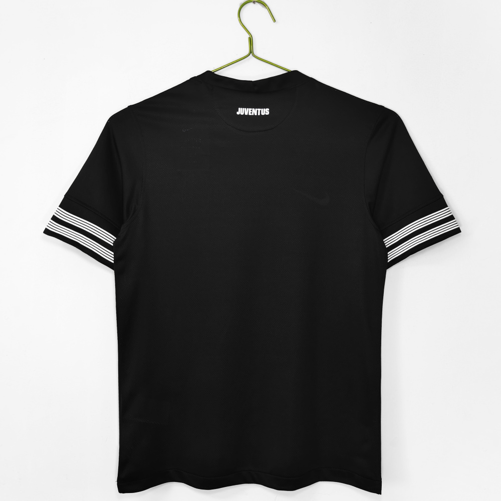 2012/13 season Juventus away retro