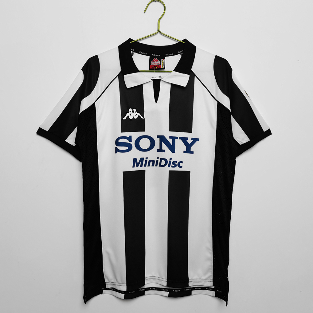 1997/98 season Juventus home retro season