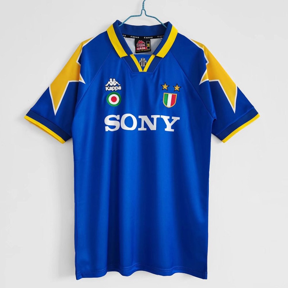1995/96 season Juventus away retro