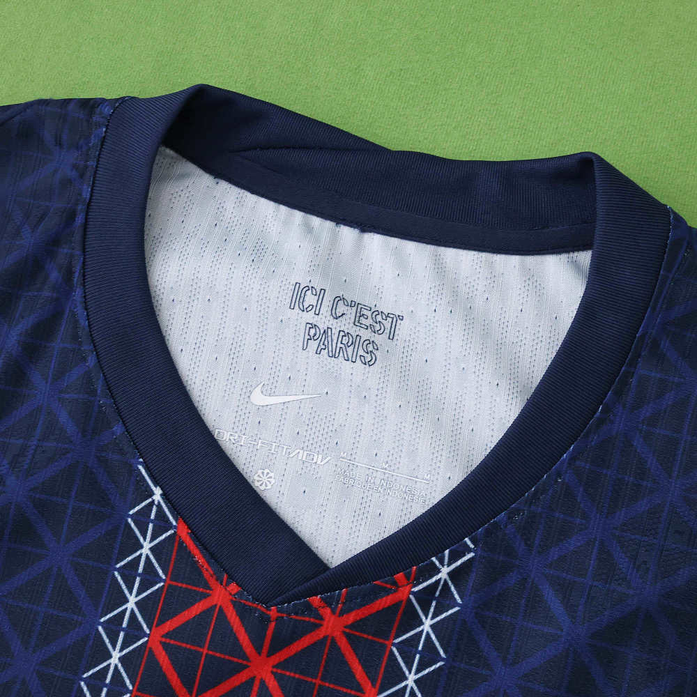 2526 season Paris Saint-Germain F.C. home Player version