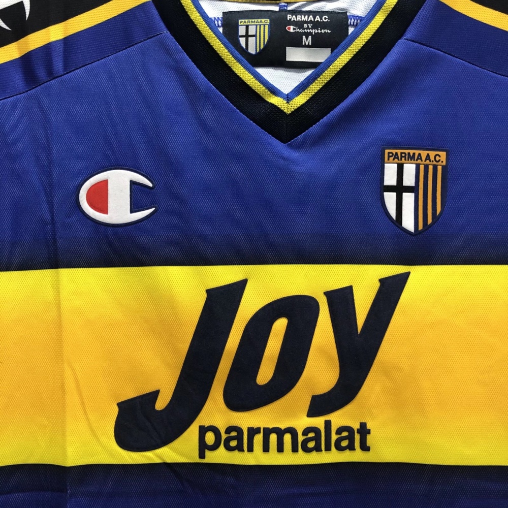 2001/02 Season Parma home Retro