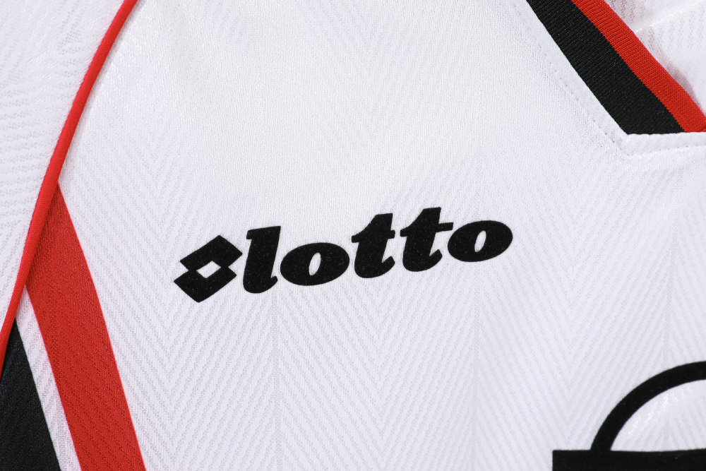 1997/98 season AC Milan away  Retro
