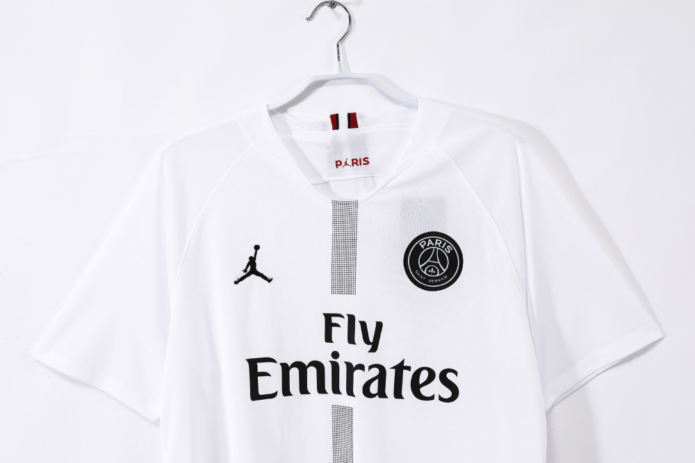 2018/19 season Paris away retro