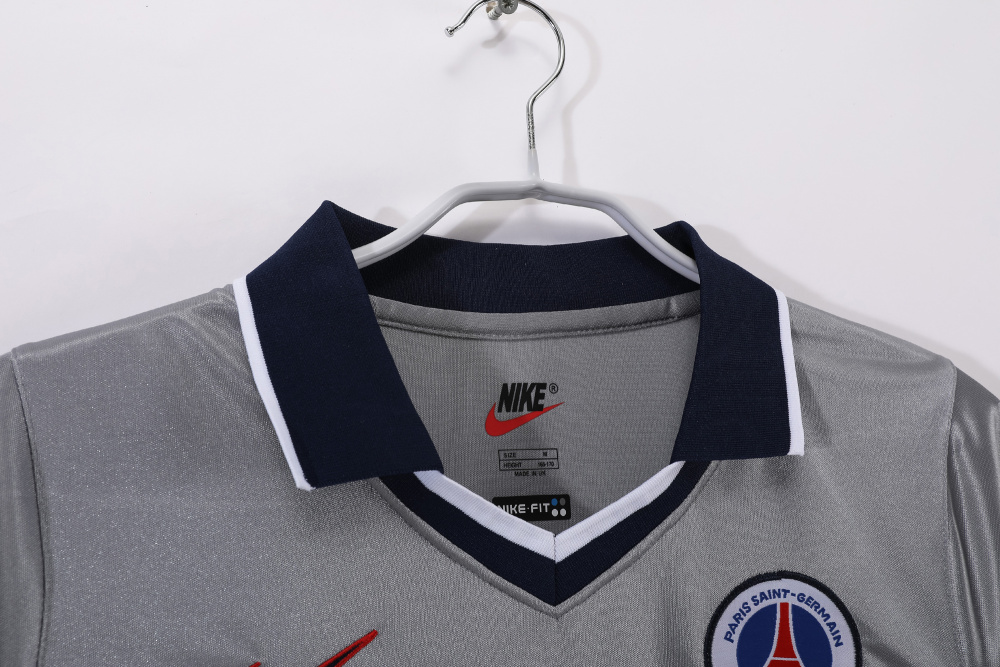 2000/01 season Paris away retro