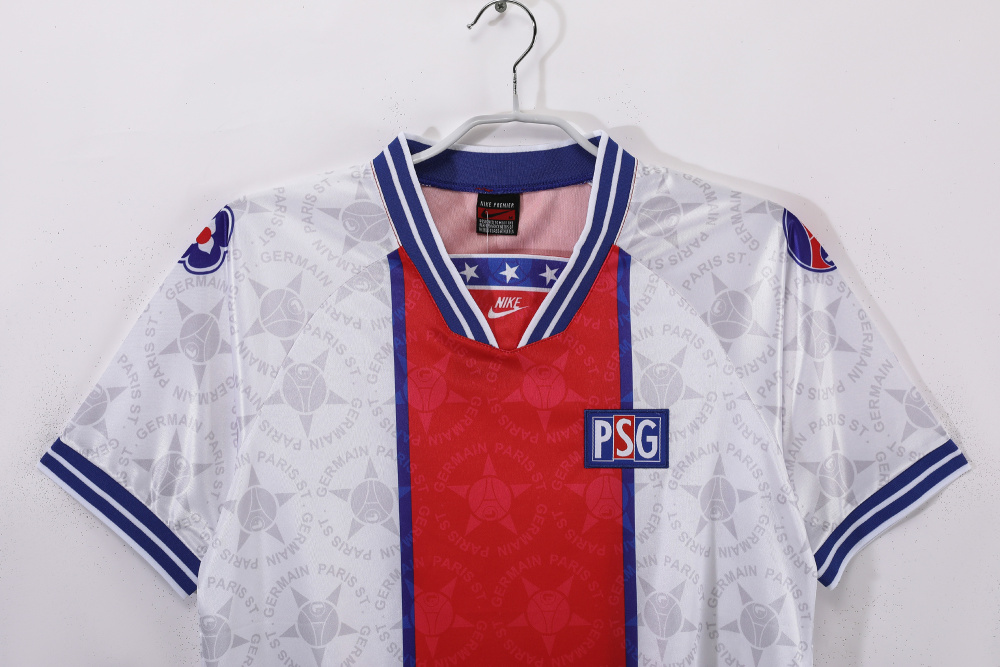 1994/95 season Paris away retro