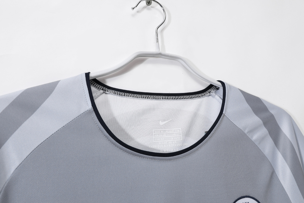 2001/02 season Paris away retro