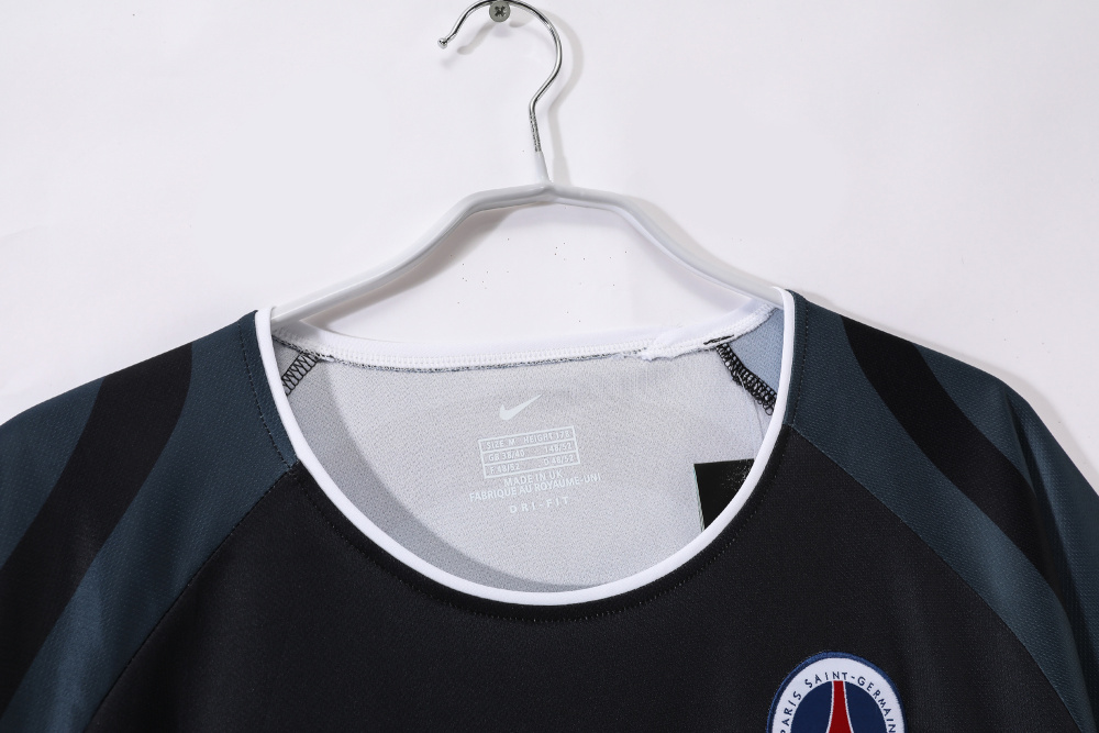 2001/02 season Paris third retro