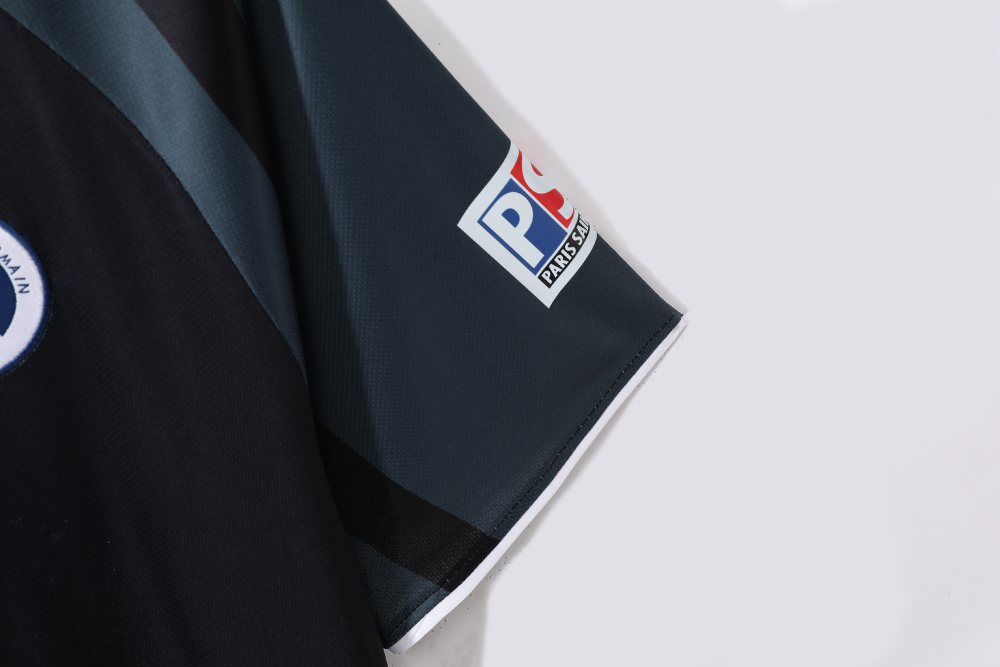 2001/02 season Paris third retro