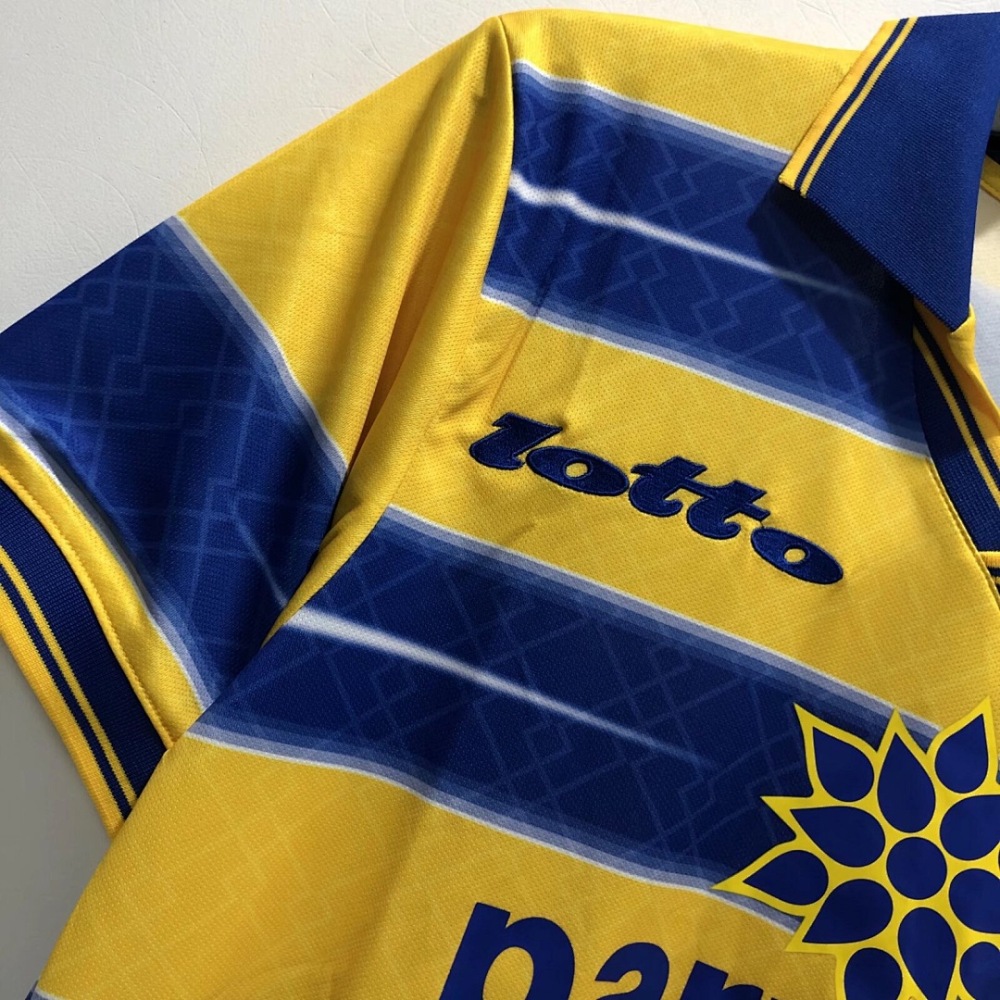 1998/99 Season Parma home Retro