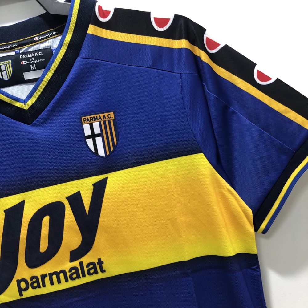 2001/02 Season Parma home Retro