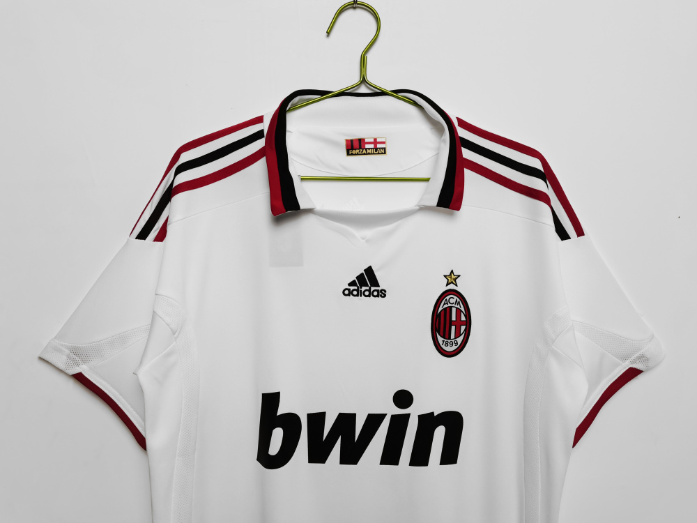 2009/10 season AC Milan away Retro